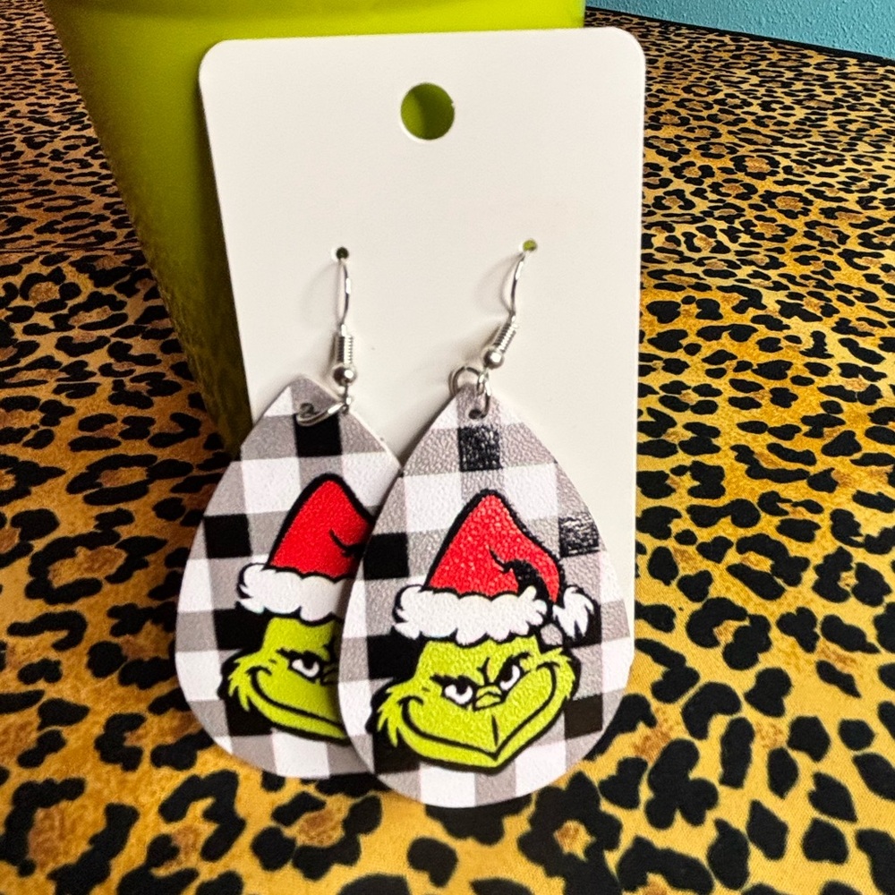 Grinch Green Tumbler with Straw, Earrings & notebook - Picture 4 of 6